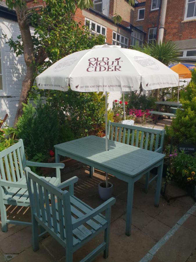 The Pelican Inn Devizes Esterno foto