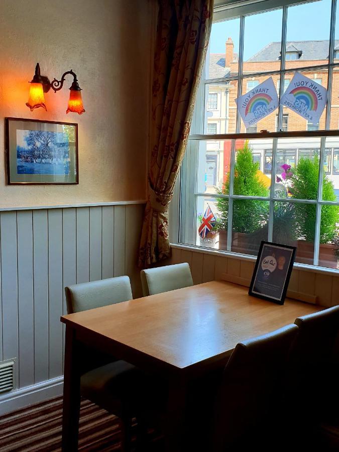 The Pelican Inn Devizes Esterno foto