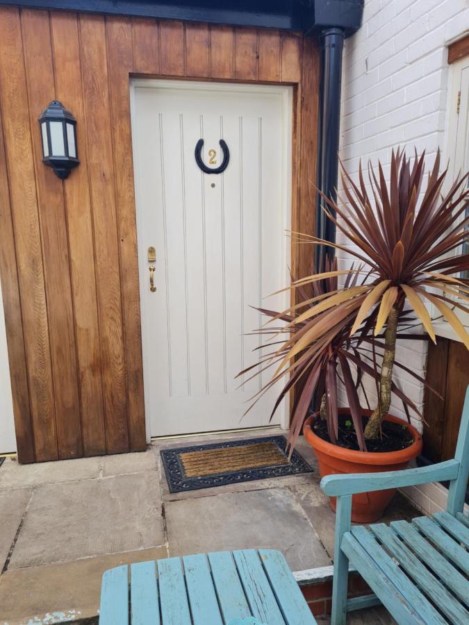 The Pelican Inn Devizes Esterno foto
