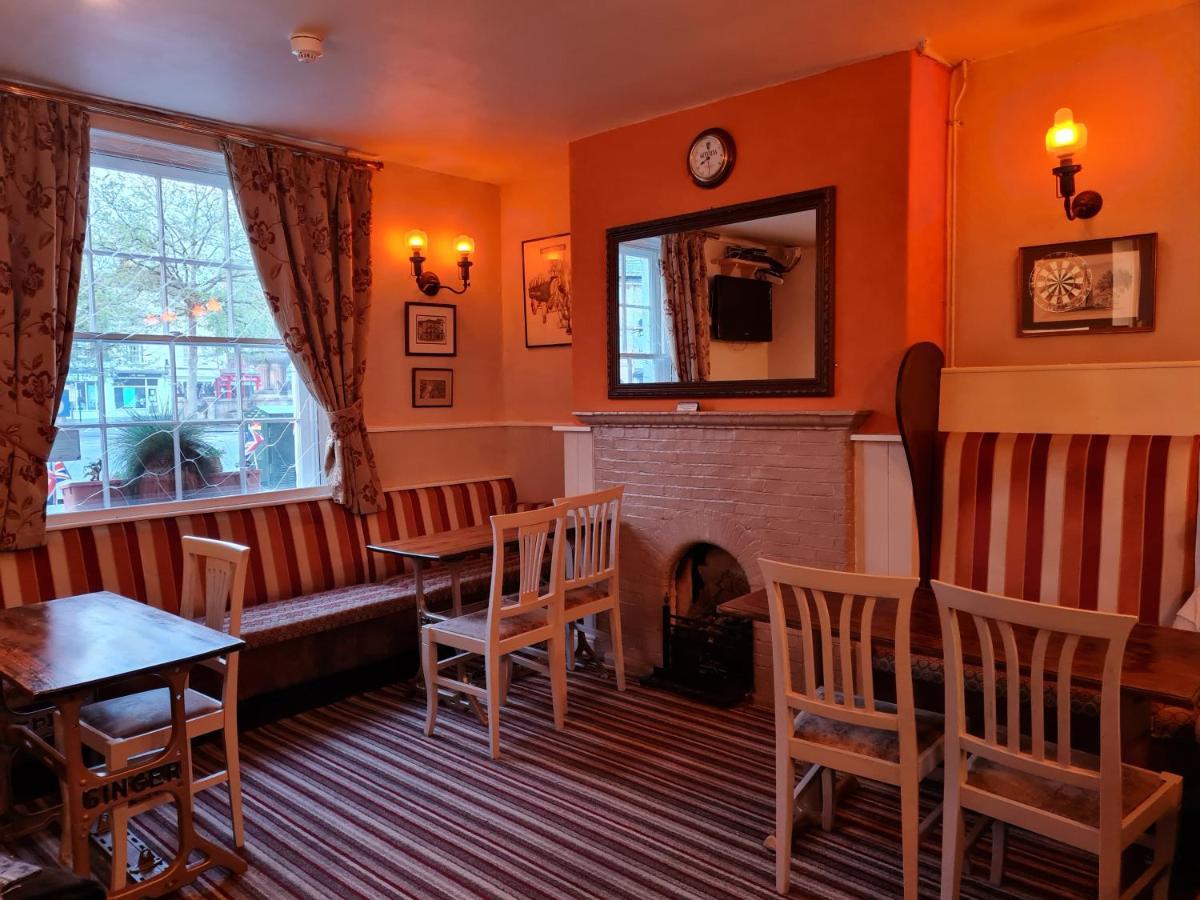 The Pelican Inn Devizes Esterno foto