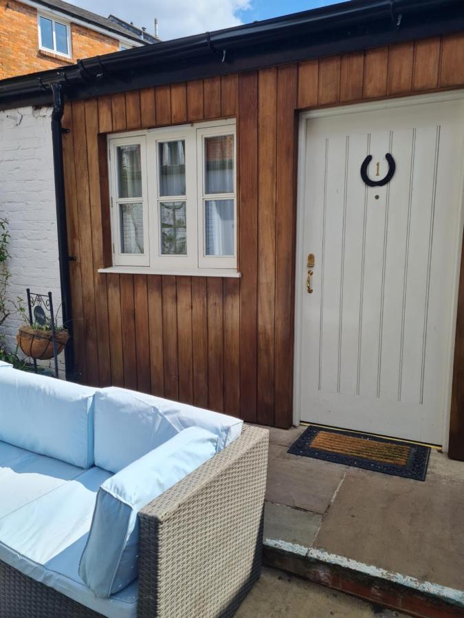 The Pelican Inn Devizes Esterno foto
