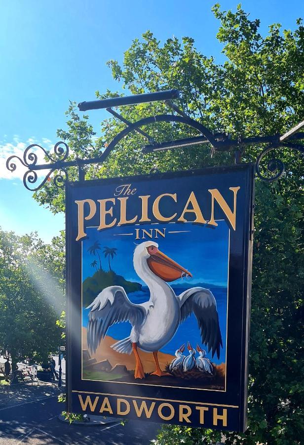 The Pelican Inn Devizes Esterno foto